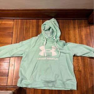 Women’s Under Armour sweatshirt